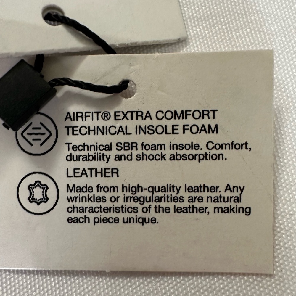 Zara Women's Leather Strap Flat Sandals Cream size 8 Brand New - Picture 3 of 5
